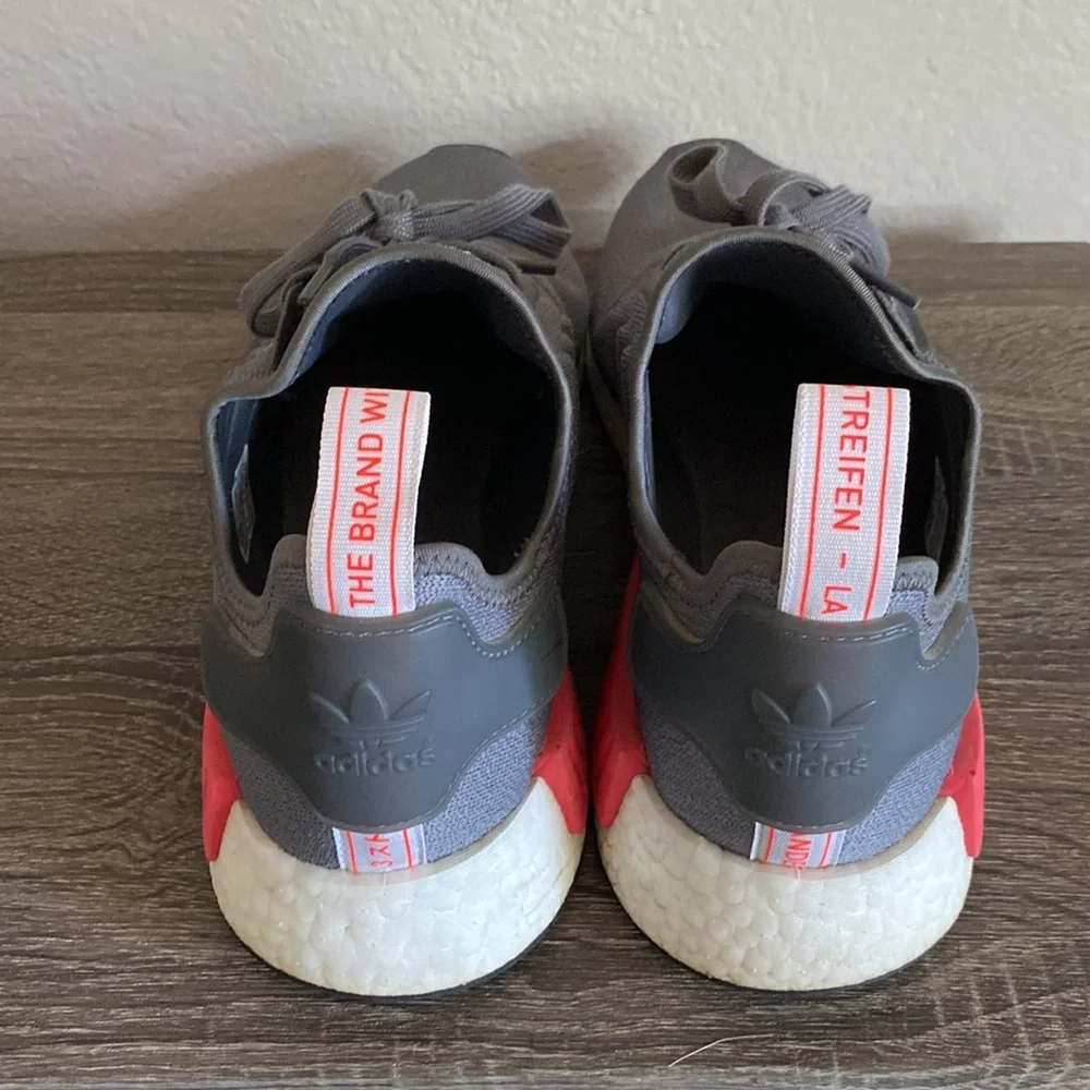Adidas NMD R1 - Picture 4 of 6